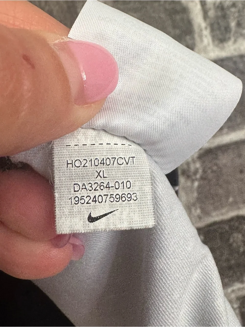 Nike Dri-FIT UV Victory 17